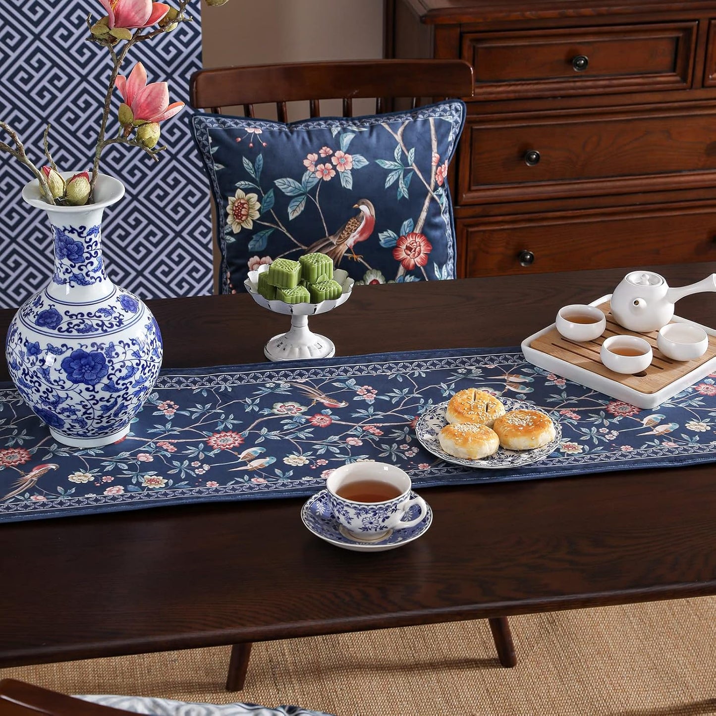 patdrea Vintage Chinoiserie Floral Table Runner Farmhouse for Home Kitchen Dining Decor Parties Family Dinners 12"*102"