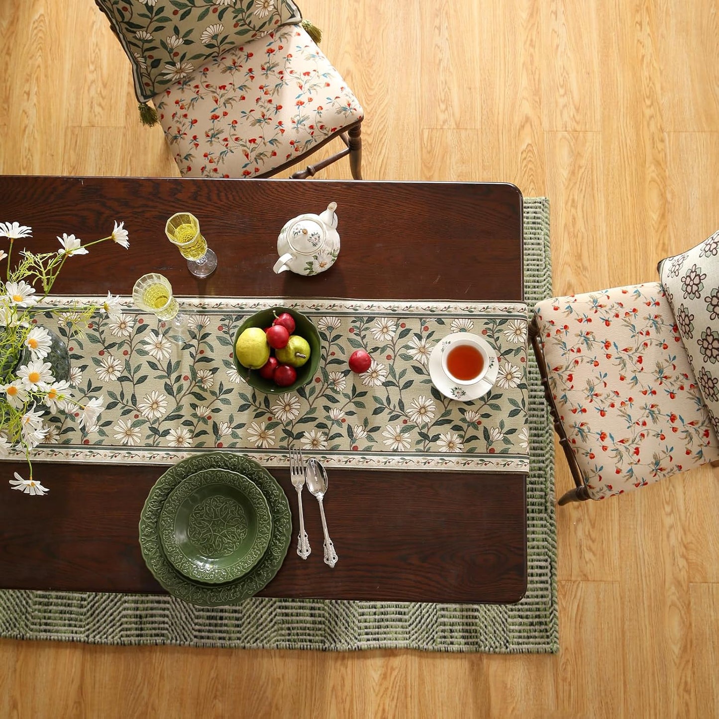 ISAENNE Designer Green Elegant Linen Table Runner 102 Inches Long,Flower and Leaves Pattern Wrinkle Resistant Table Runners for Dining Tables,Thanksgiving,Kitchen Tables,Christmas,12"*102"-Brune