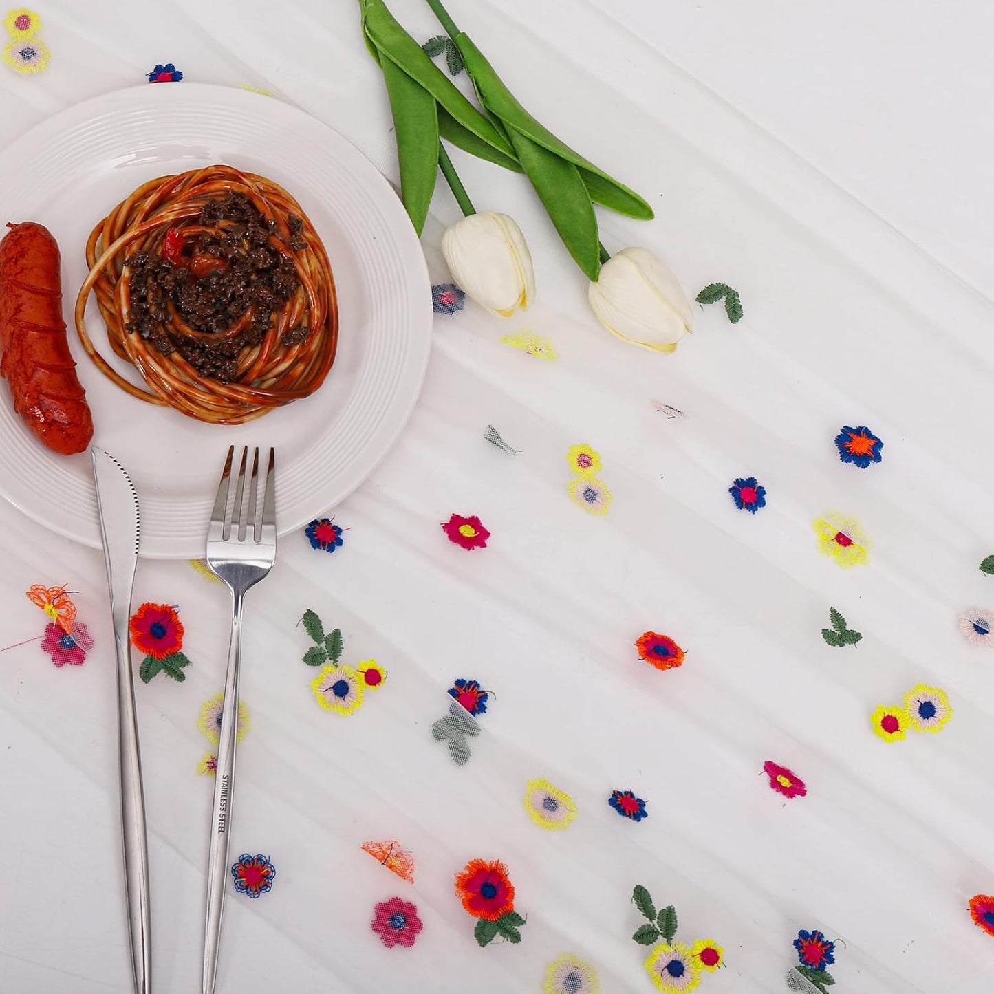 BINBE 1pcs Ivory Daisy Fall Table Runner Embroidery Gauze 10FT Florals Seasonal Tulle Holiday Birthday Kitchen Dining Table Decor for Home Party