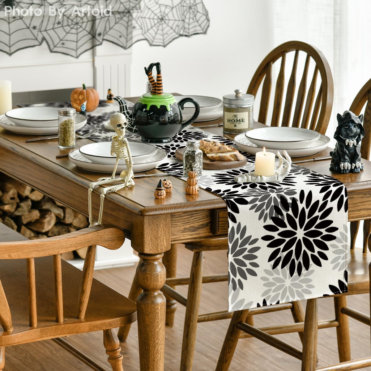 Artoid Mode Black Dahlia Floral Pinnata Halloween Table Runner, Fall Autumn Kitchen Dining Table Decoration for Home Party Decor 13x72 Inch