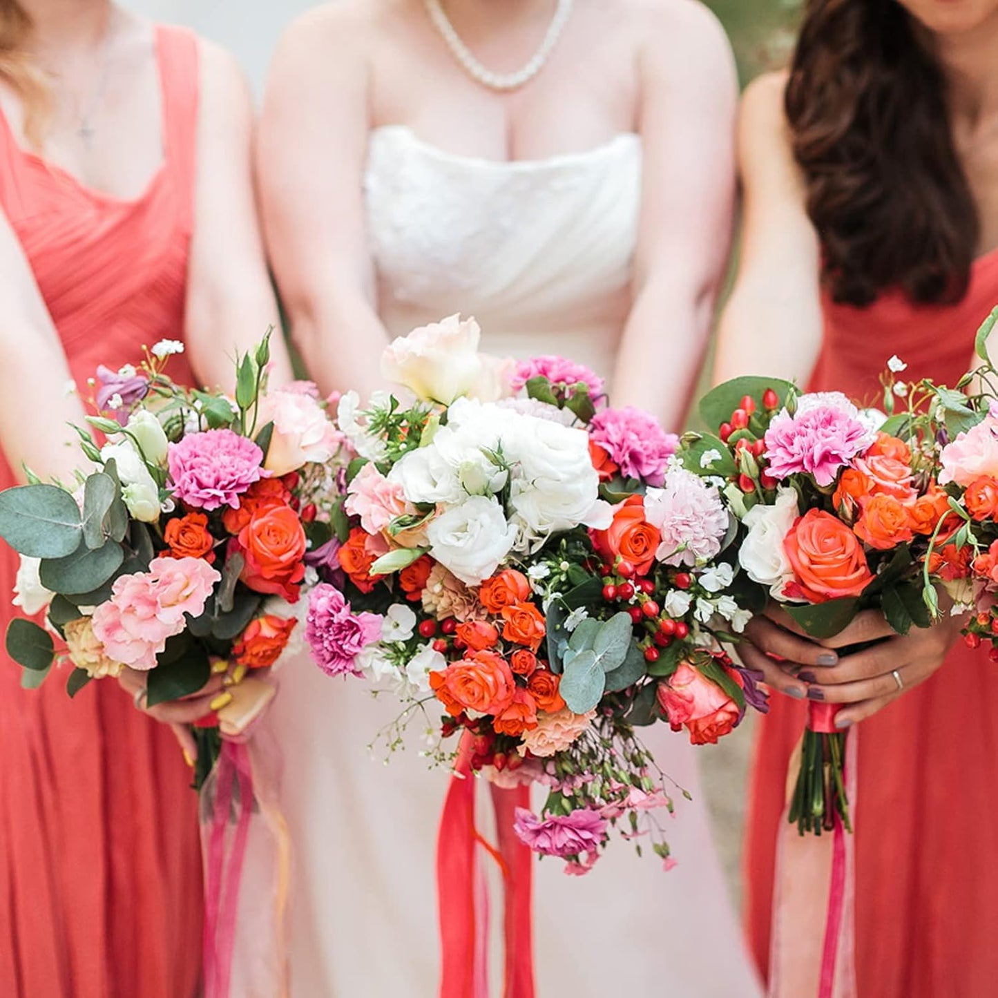 120 PCS Artificial Eucalyptus Stems Bulk Faux Silver Dollar Leaves for Vase Bouquets Baby Eucalyptus Leaves for Family Wedding Center Flower Arrangement