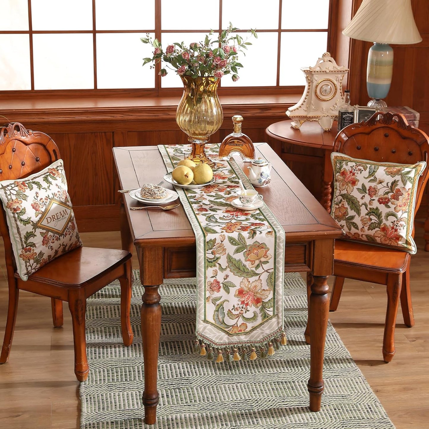 patdrea Designer Elegant French Floral Velvet Table Runner, Fresh Green with Orange Blossoms Pattern Table Mat, Decoration for Kitchen Dining Coffee Table Cabinet Banquet Thanksgiving,12"*102"