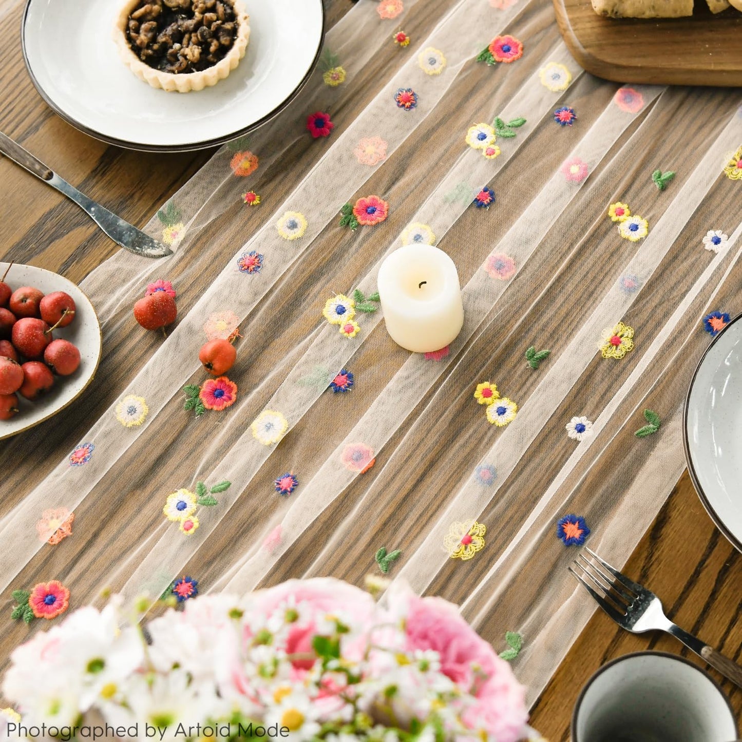 Artoid Mode 6PCS Champagne Embroidery Daisy Gauze Table Runner 120 Inch 10FT, Seasonal Sheer Kitchen Dining Holiday Wedding Birthday Table Decor for Home Party