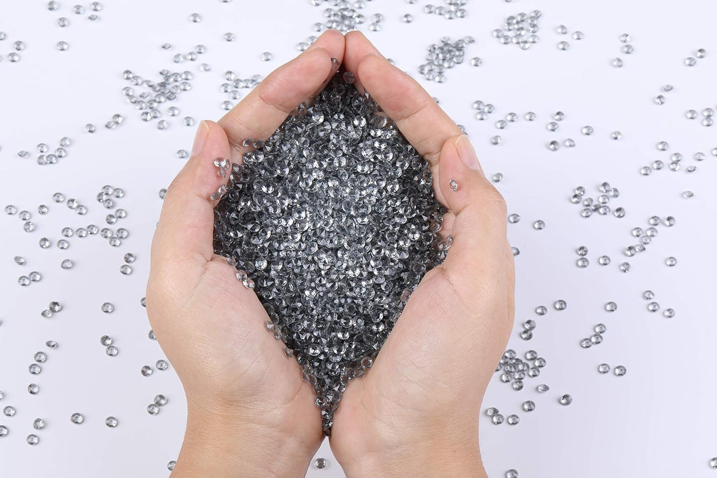 10000 pcs/Pack Wedding Table Scatter Confetti Crystals Acrylic Diamonds Vase Fillers 4.5 mm Rhinestones for Wedding, Bridal Shower, Vase Beads Decorations (Light Gray)