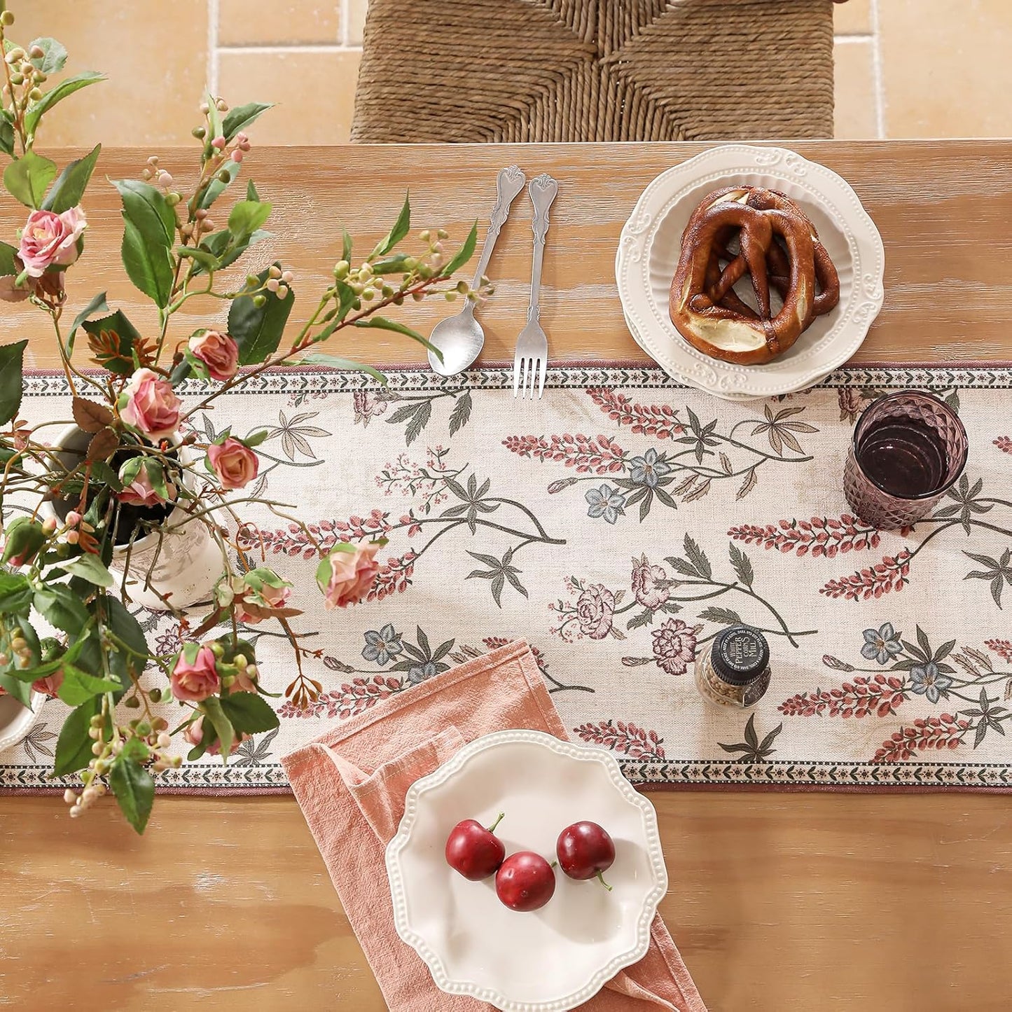 ISAENNE Designer Light Beige Linen Table Runner 102 Inches Long,Vintage Floral Wrinkle Resistant Decor Table Runners for Dining Tables,Christmas,Thanksgiving,Kitchen Tables,12"*102"-Helena A