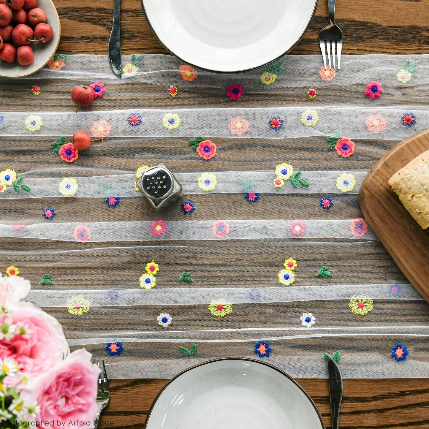 Artoid Mode Embroidery Daisy Gauze Table Runner 120 Inch 10FT, Seasonal Sheer Kitchen Dining Holiday Wedding Birthday Table Decor for Home Party